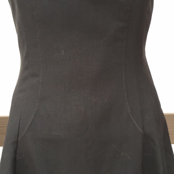 Banana Republic black dress 4 tall fit and flare - Picture 5 of 7